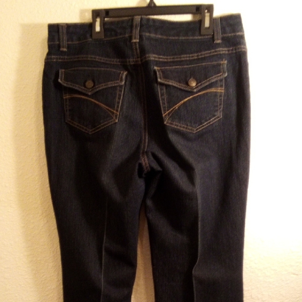 Croft & Barrow Dark Blue Boot Cut Jeans - Picture 5 of 6